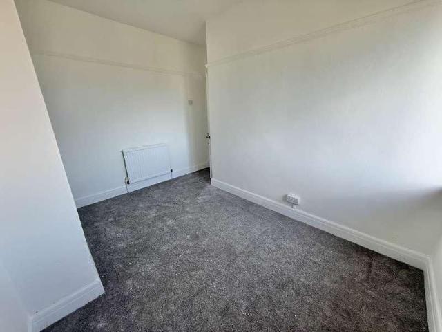 South Avenue, Sebastapol, Pontypool, NP4
