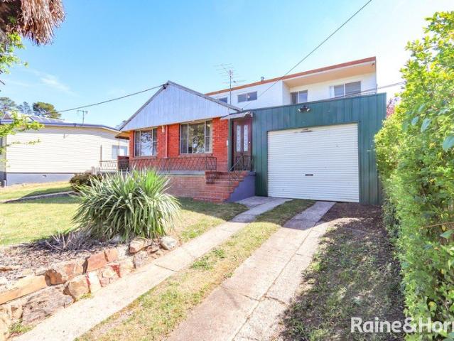 SOUTH BATHURST DOUBLE STOREY Available Now!