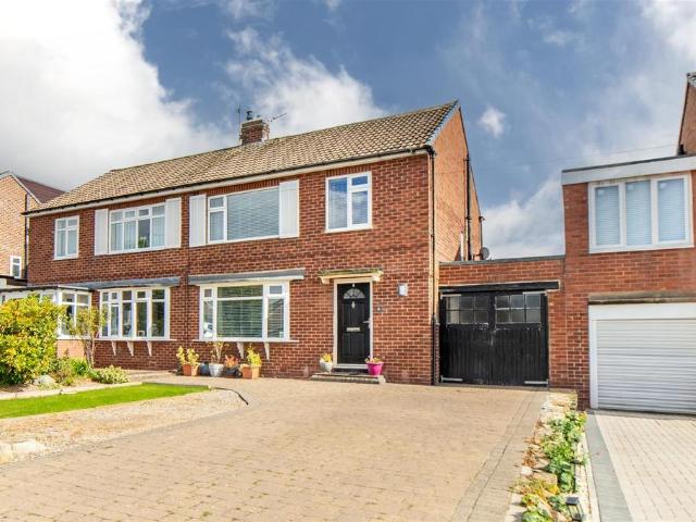 South Bend, Newcastle Upon Tyne 3 bed semi detached house to rent £1,450 pcm £335 pw