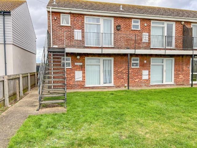 South Beach Road, Hunstanton 2 bed flat to rent £800 pcm £185 pw
