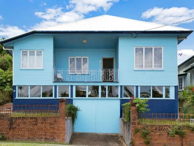 SOUTH BRISBANE FAMILY HOME