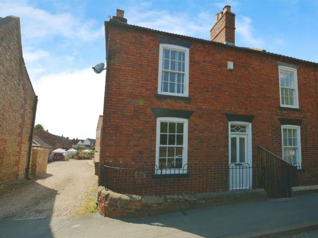 South Cliff Road, Kirton Lindsey DN21, 2 bed cottage to rent, £725 pcm | PrimeLocation