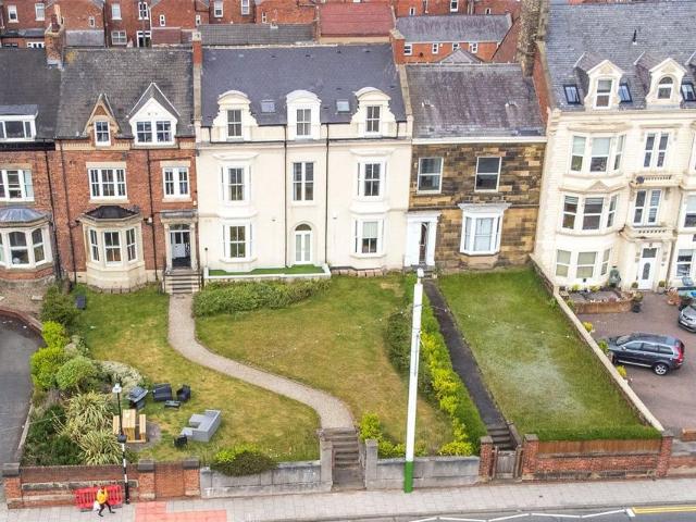 South Cliff, Roker, Sunderland, SR6 1 bed apartment to rent £825 pcm £190 pw