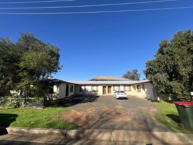 South Dubbo Living