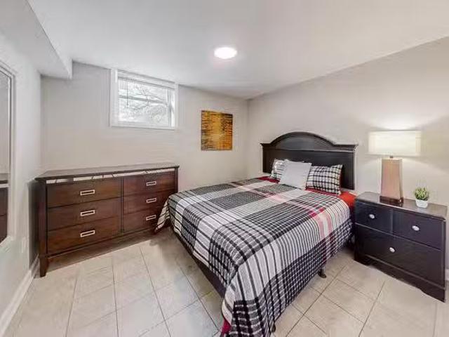 South East Atlanta Renovated House steps away from MARTA! id.