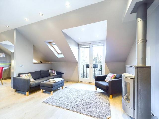 South East Cumberland Street Lane, City of Edinburgh, EH3 6RU, United Kingdom | 2 bed duplex for rent #138147805 | Rentberry
