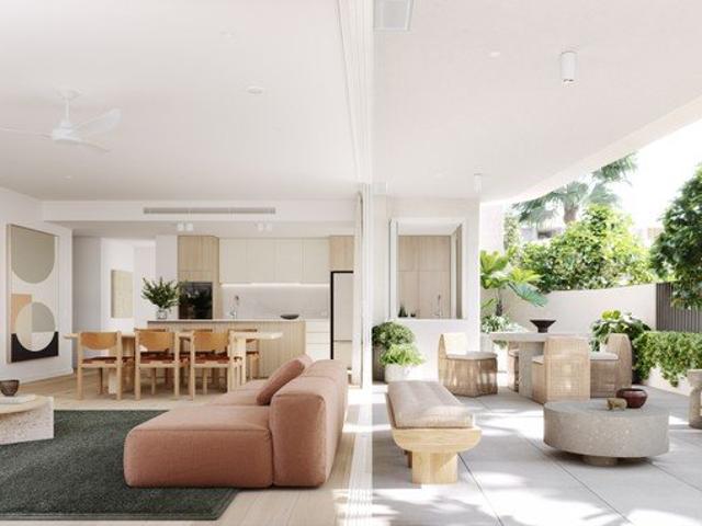South East Facing 3 Bed Apartment