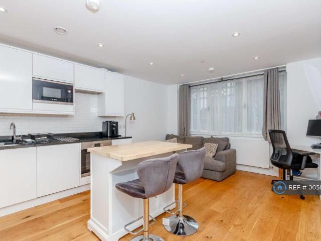South End, Croydon, CR0 1 bed flat to rent £1,400 pcm £323 pw