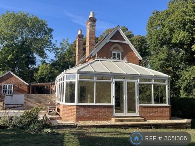 South Fawley, Wantage, OX12 3 bed detached house to rent £2,200 pcm £508 pw