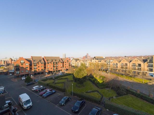 South Ferry Quay, Liverpool, L3 4EH, United Kingdom | 2 bed apartment for rent #140396459 | Rentberry