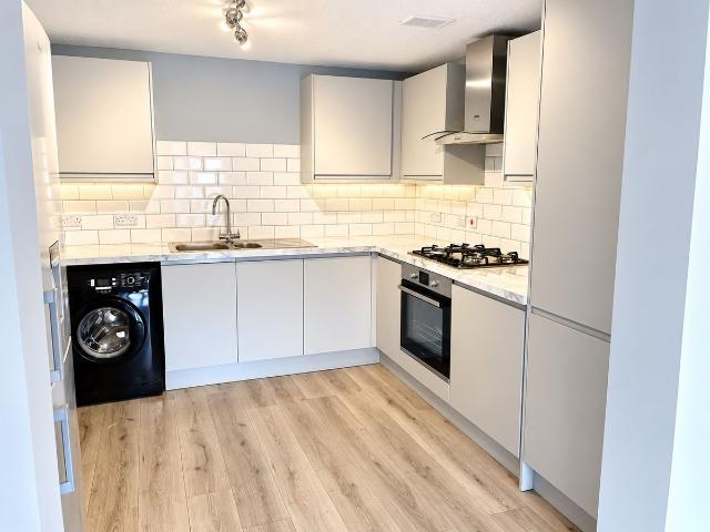 South Ferry Quay, Liverpool L3, 2 bed flat to rent, £1,000 pcm | PrimeLocation