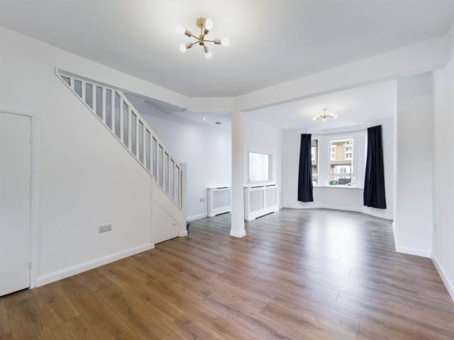 South Gipsy Road, Welling DA16, 2 bed terraced house to rent, £1,950 pcm | PrimeLocation