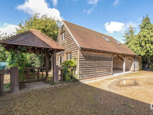 South Green, Sittingbourne, Kent ME9, 1 bed flat to rent, £1,200 pcm | PrimeLocation