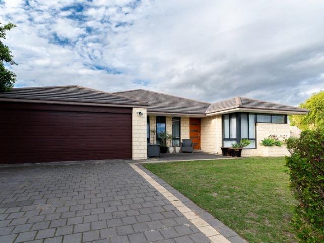 South Guildford Home: 4 Bed, 2 Bath, 2 Living, $990k $1.09m