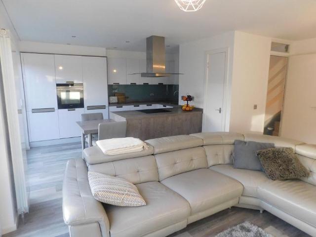 South Gyle Gardens, City of Edinburgh, EH12 7RZ, United Kingdom | 2 bed townhouse for rent #139621853 | Rentberry