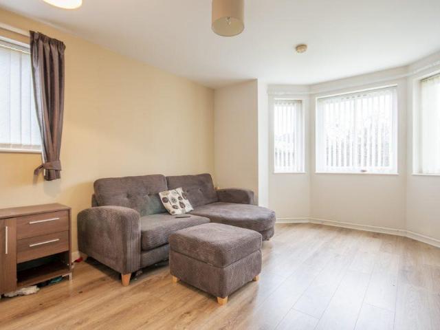 South Gyle Road, City of Edinburgh, EH12 9EJ, United Kingdom | 2 bed apartment for rent #140800117 | Rentberry