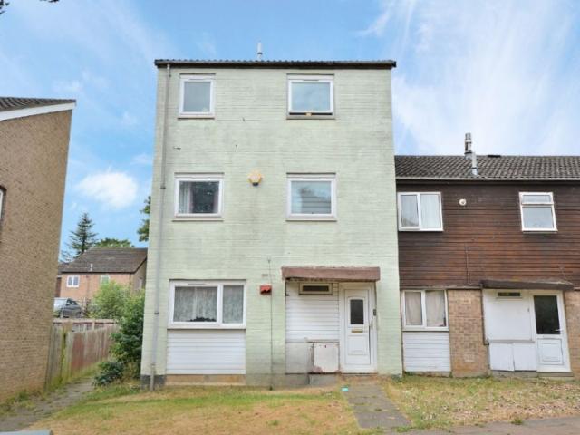 South Holme Court, Northampton NN3, 6 bed end terrace house to rent, £1,550 pcm | PrimeLocation