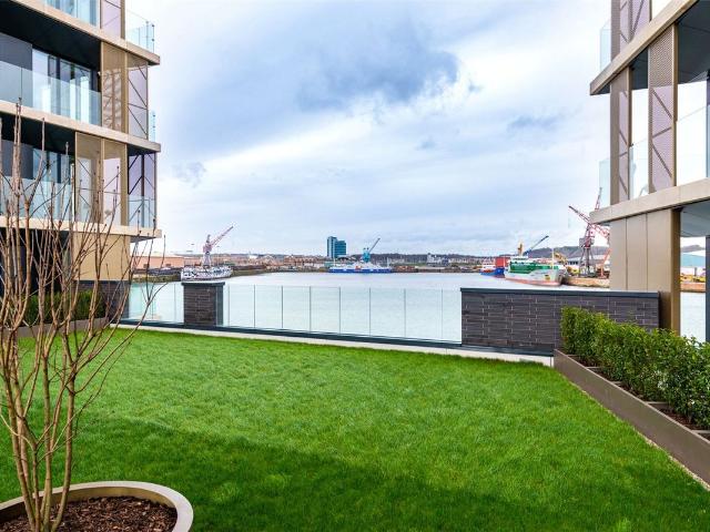 South House, Gillingham ME4, 3 bed flat to rent, £1,650 pcm | PrimeLocation