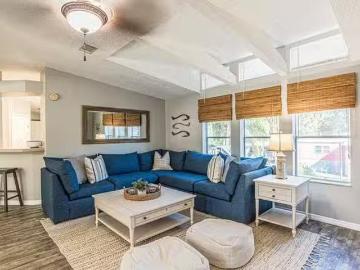 Citrus County, Florida, USA - Balcony, Equipped kitchen