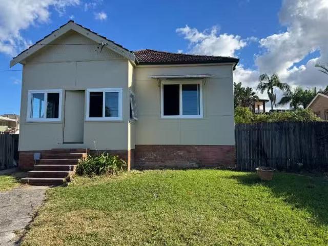 South Hurstville House for rent Listed by Property Now of Pro.