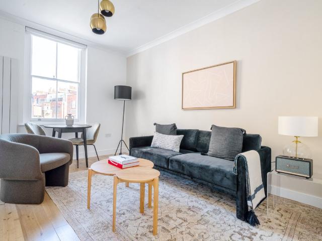 South Kensington SW5, 1 bed flat to rent, £4,090 pcm | PrimeLocation