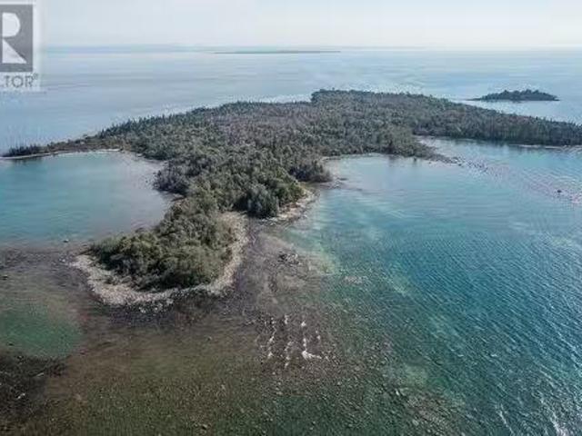 South Lizard Island, Near Lake Superior Provincial Park, Algom.