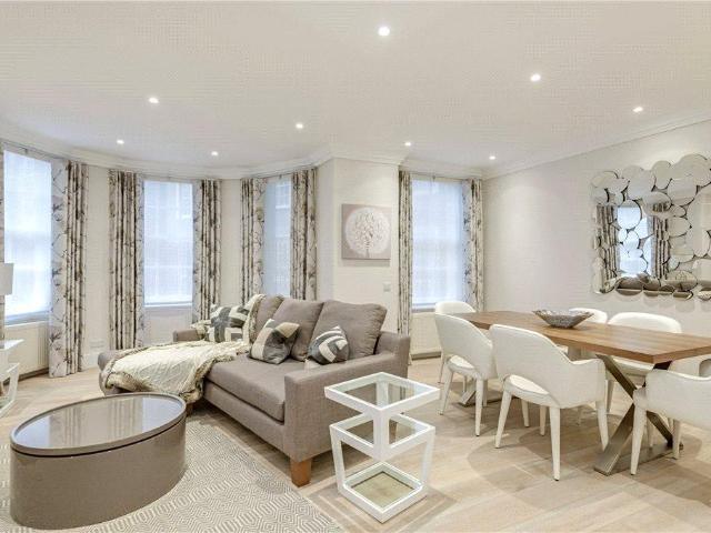 South Lodge, Circus Road, St John's. 3 bed flat to rent £6,250 pcm £1,442 pw