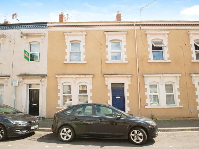 South Luton Place, Adamsdown, Cardiff CF24, 4 bed terraced house to rent, £2,000 pcm | PrimeLocation