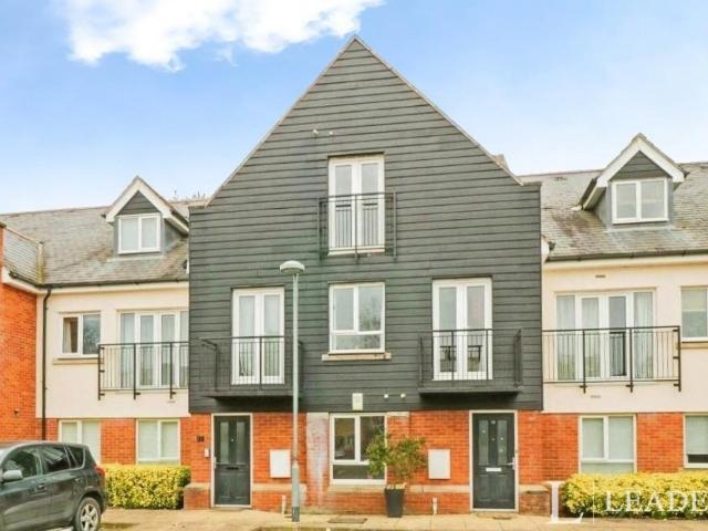 South Mill Court, Southmill Road. 4 bed flat to rent £2,050 pcm £473 pw