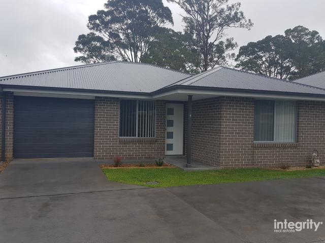 South, Nowra, 1/82, Hillcrest, Avenue, Australia
