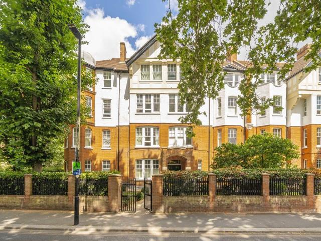 South Parade, Chiswick W4, 2 bed flat to rent, £3,500 pcm | PrimeLocation