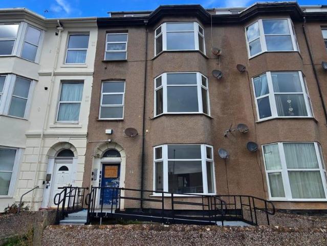 South Parade, Abergele, Pensarn LL22, 1 bed flat to rent, £525 pcm | PrimeLocation