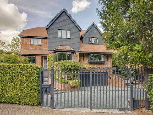 South Park, Gerrards Cross, Buckinghamshire SL9, 6 bed detached house to rent, £7,500 pcm | PrimeLocation