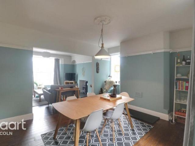 South Park, Lincoln 3 bed detached house to rent £1,125 pcm £260 pw