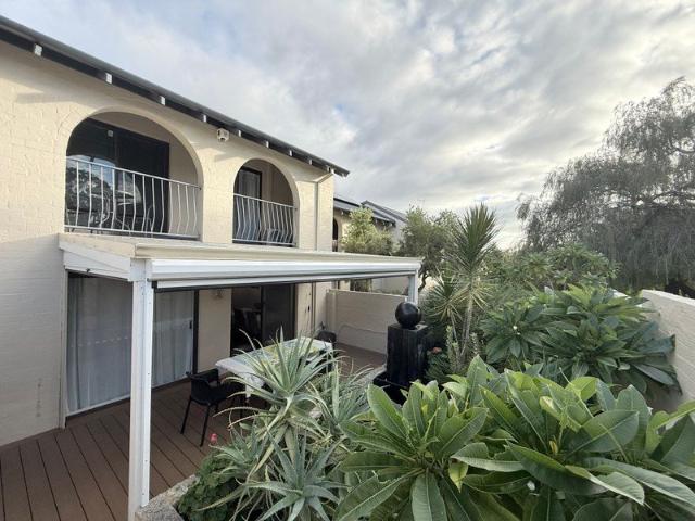 South Perth Townhouse