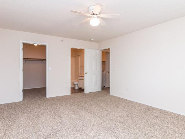 South Pointe 2 Bedroom Apartment for Rent at 6003 S Cliff Ave, Sioux Falls, SD 57108