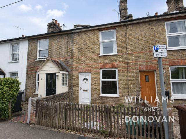 South Primrose Hill, Chelmsford CM1, 2 bed cottage to rent, £1,650 pcm | PrimeLocation