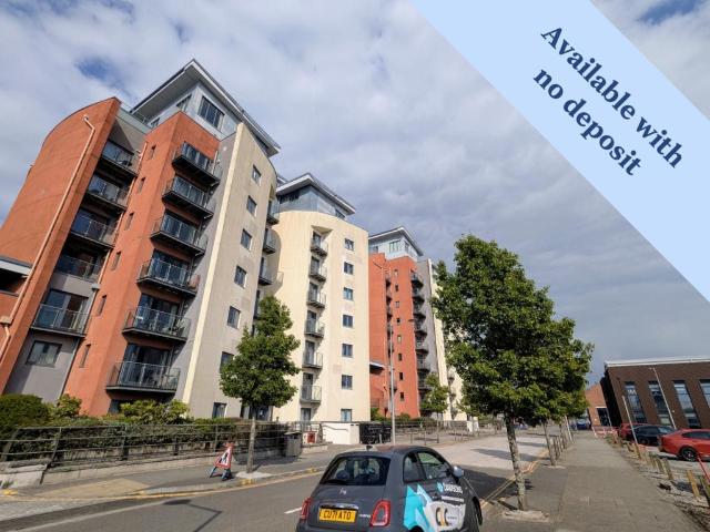 South Quay, Kings Road, Swansea, SA1 8AJ 2 bed flat to rent £995 pcm £230 pw