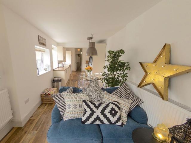 South Road, Kingswood BS15, 6 bed shared accommodation to rent, £825 pcm | PrimeLocation