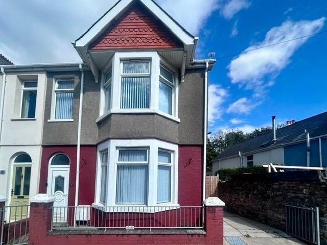 South Road, Porthcawl CF36, 4 bed semi detached house to rent, £1,200 pcm | PrimeLocation