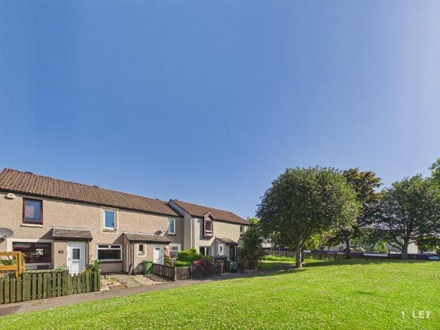 South Scotstoun, South Queensferry. 3 bed terraced house to rent £1,495 pcm £345 pw