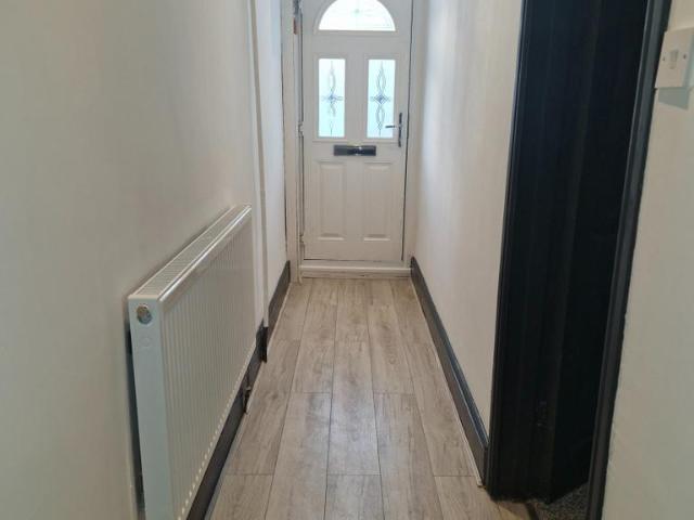 South Shields NE33 2RR 2 bed flat to rent £625 pcm £144 pw
