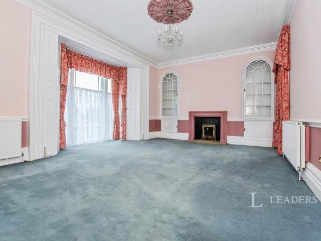 South Square, Boston, PE21 Studio to rent £620 pcm £143 pw