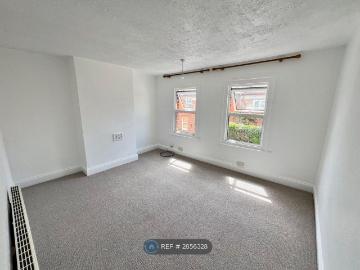 South Street, Caversham, Reading RG4, 2 bed terraced house to rent, £1,600 pcm | PrimeLocation