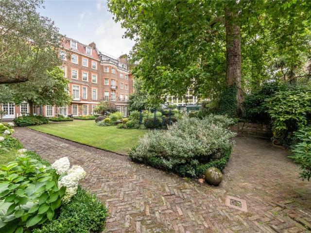 South Street, Mayfair, W1K 5 bed house to rent £29,900 pcm £6,900 pw