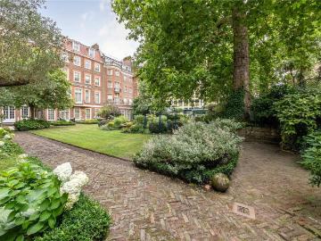 South Street, Mayfair, W1K 5 bed house to rent £29,900 pcm £6,900 pw