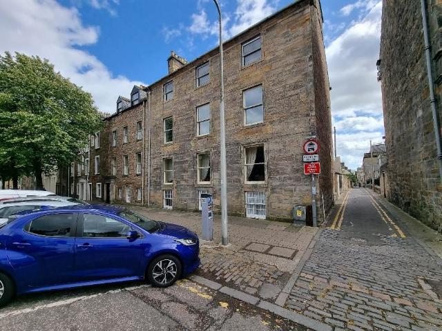 South Street, St. Andrews KY16, 3 bed flat to rent, £3,000 pcm | PrimeLocation