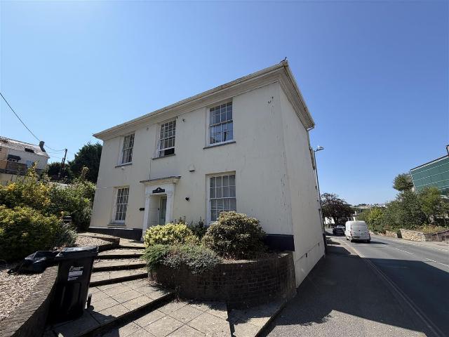 South Street, St. Austell PL25, 1 bed flat to rent, £725 pcm | PrimeLocation