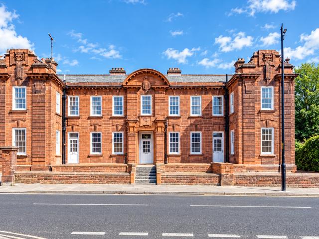 South Street, Rochford SS4, 2 bed flat to rent, £1,650 pcm | PrimeLocation
