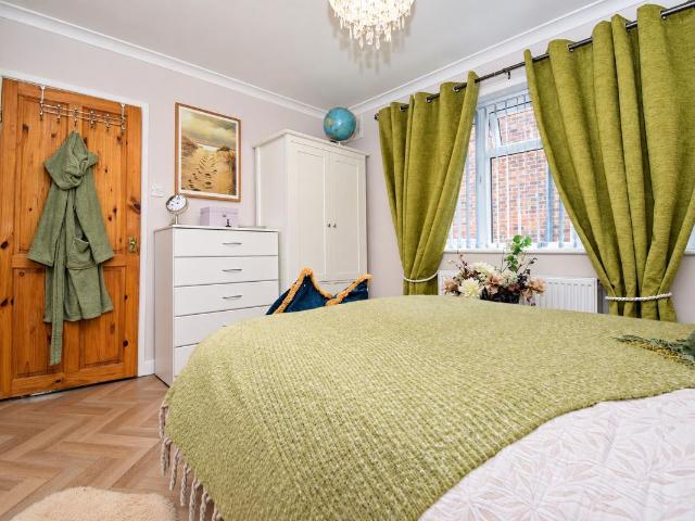 Southmoor Road, Hemsworth WF9, 2 bed flat to rent, £775 pcm | PrimeLocation